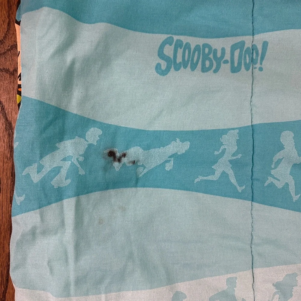 Vintage Scooby Doo & Shaggy Twin Comforter Quilted & Reversible USA 1998